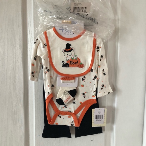 Baby Halloween 4 Piece Set - Picture 1 of 4